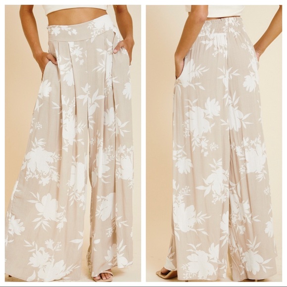 Boho Chic Floral print Extra Wide Leg Fabulous Pants - Picture 3 of 4